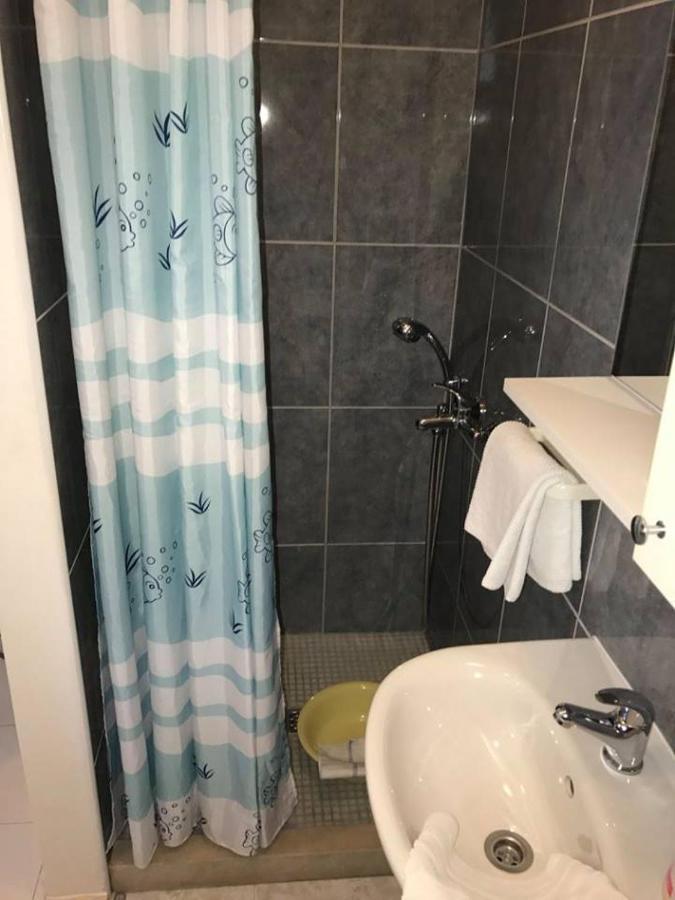 Apartments Aniko Saric Tučepi Eksteriør bilde